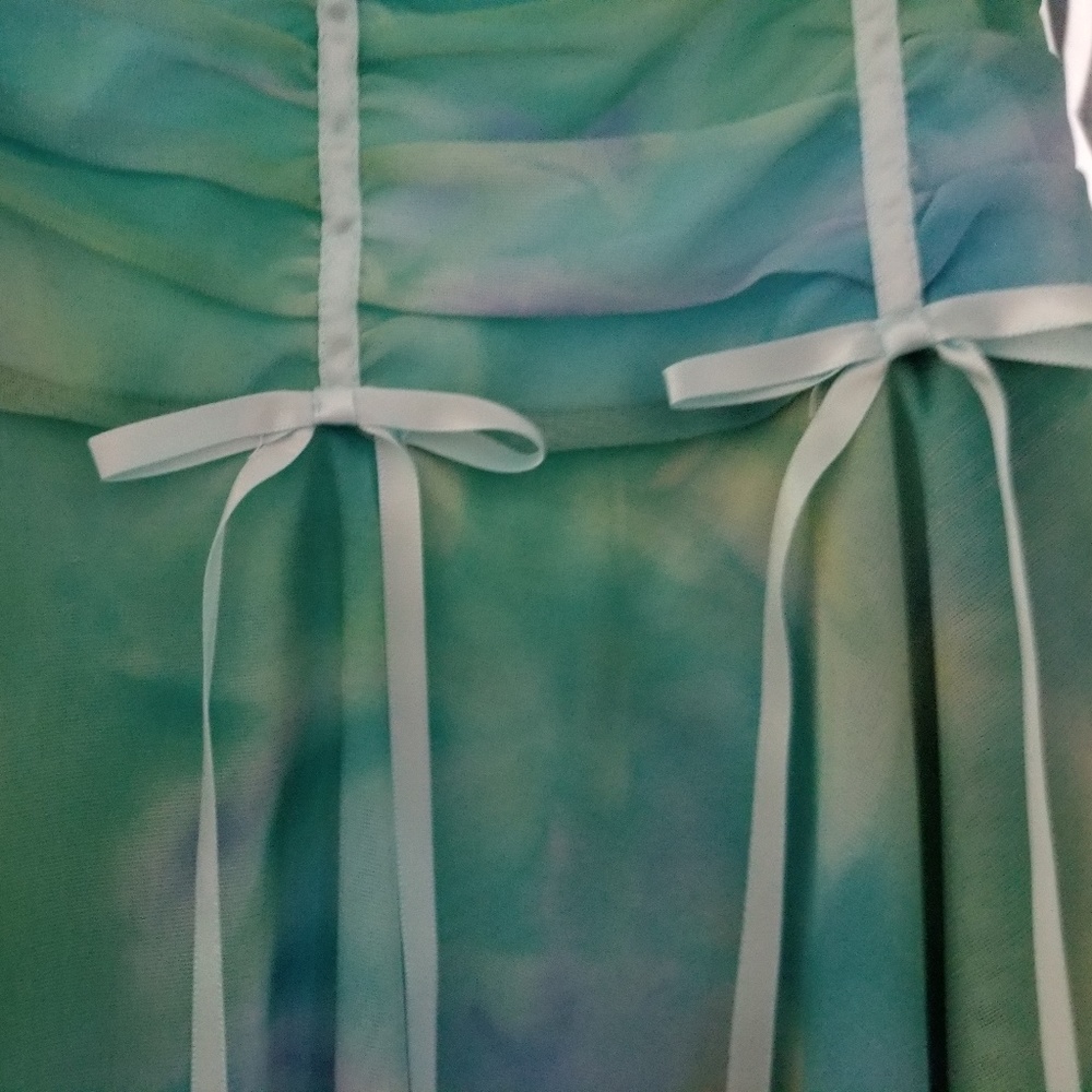Dress - Picture 5 of 6